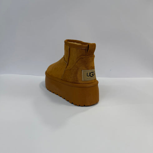 Boots UGG Classic ultra mini Platform
