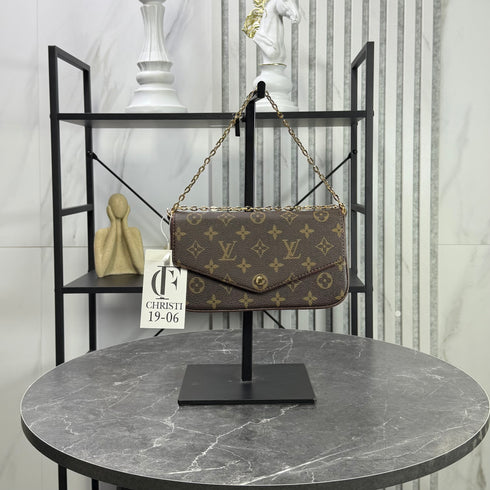 Louis Vuitton Pochette Félicie Monogram