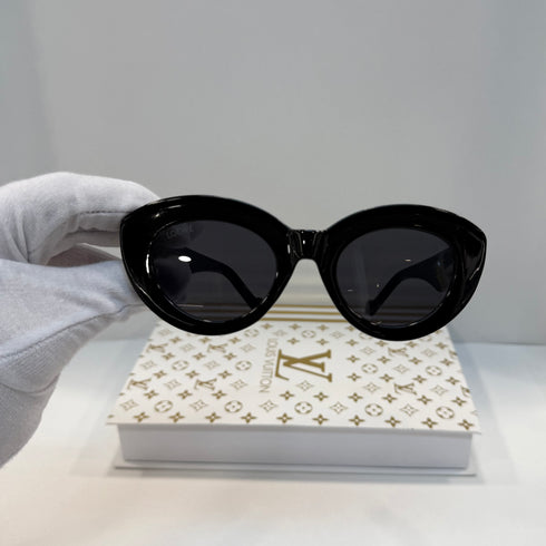Loewe Anagram