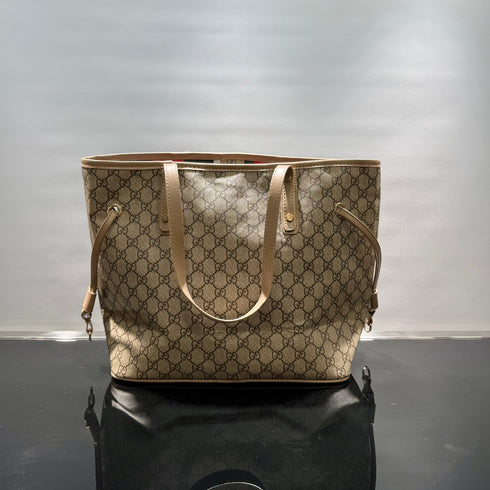 Gucci Shopping