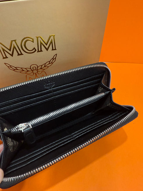 Πορτοφόλι McM