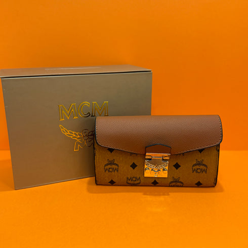 Πορτοφόλι McM
