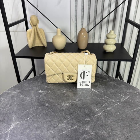 Chanel Classic Flap Medium