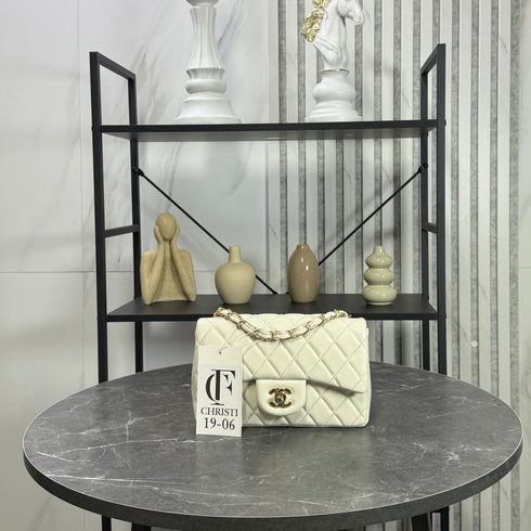 Chanel Classic Flap Medium