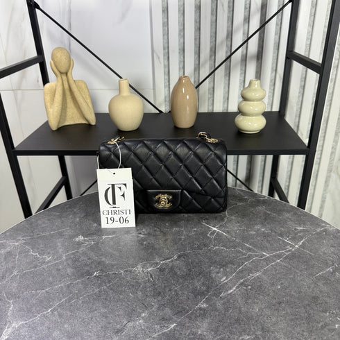 Chanel Classic Flap Medium
