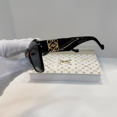 Loewe Anagram