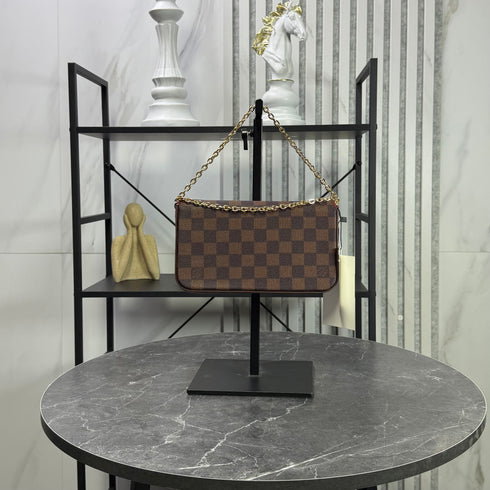 Louis Vuitton Pochette Félicie Damier