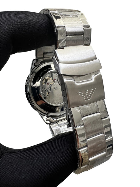 Emporio Armani Automatic Diver με ασημί μπρασελέ