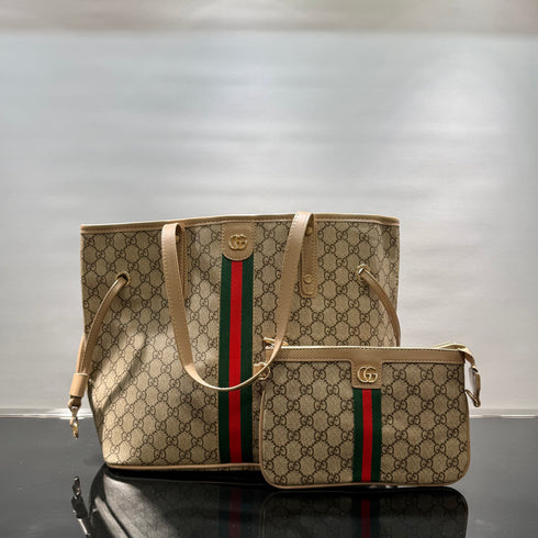 Gucci Shopping