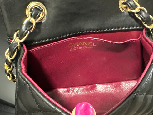 Chanel classic bag mini