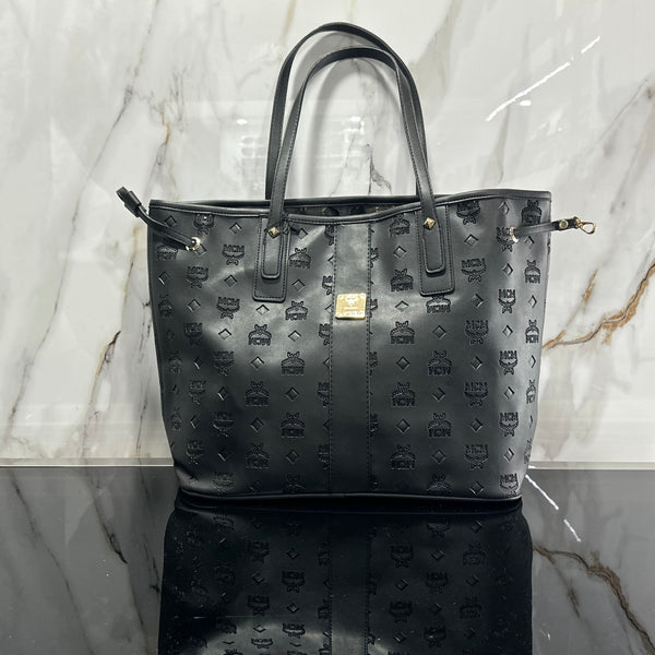 MCM Shopper Bag in Black