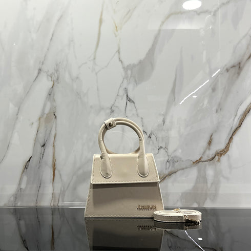 Jacquemus The knot Chiquito