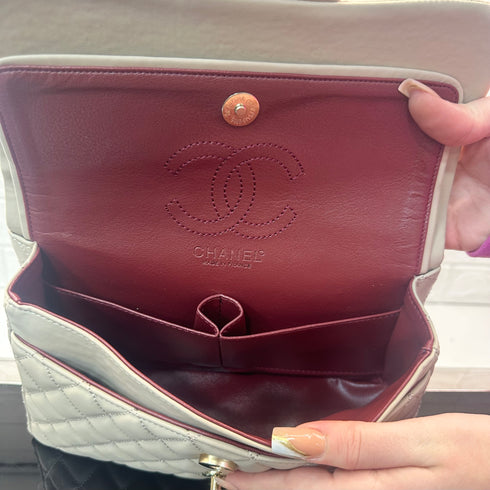 Chanel classic handbag no3